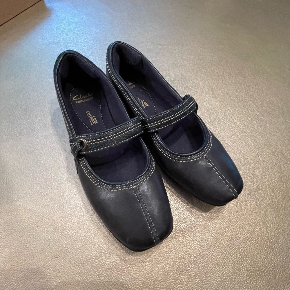 Clarks collection flats